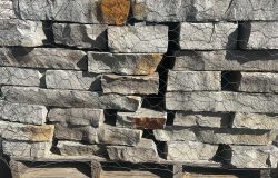 8' Shadow Gray Sandstone Wall Stone