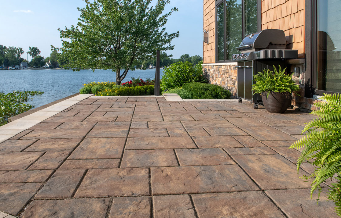 Flagstone pavers